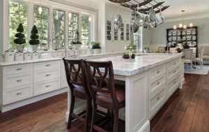 Kitchen cabinet design Nantucket Polar White